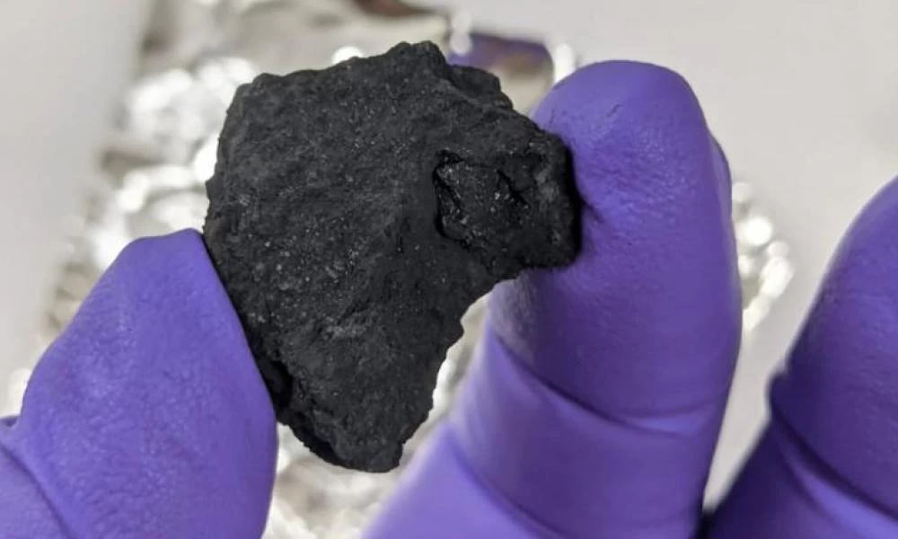 Βρετανία: Έπεσε μετεωρίτης που ίσως "κουβαλά" τα "συστατικά της ζωής"